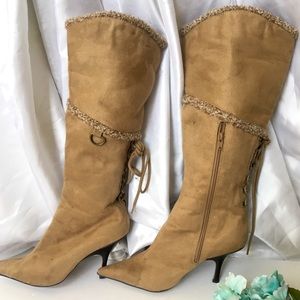 Bertinni Knee High Tan Heeled Boots Size 11